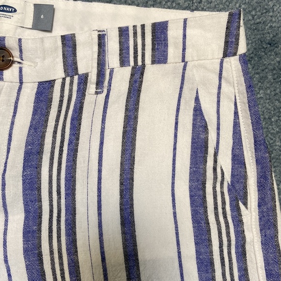 Linen blend shorts - Picture 2 of 5